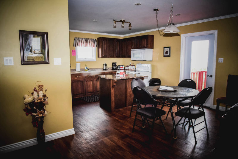 Blazing Horizon - Fallon Cottage Interior