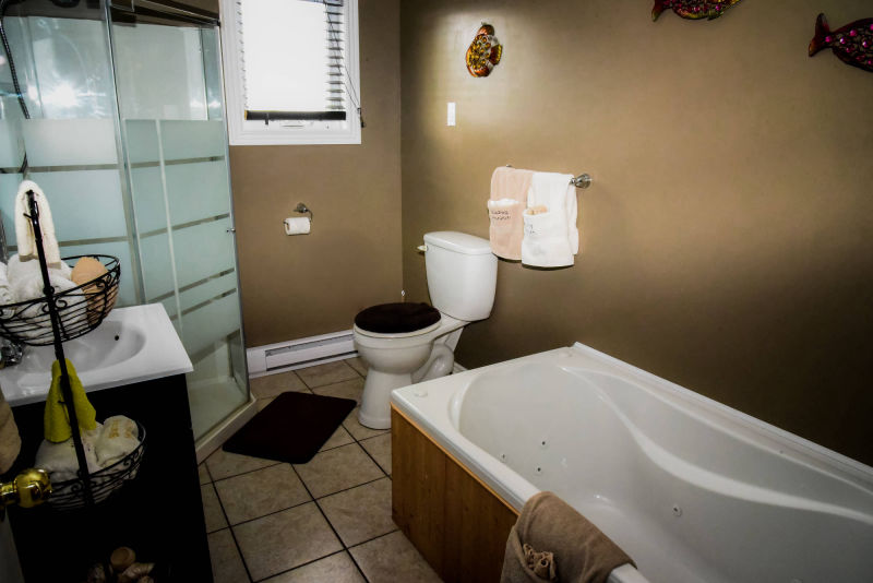 Blazing Horizon - Fallon Cottage Details