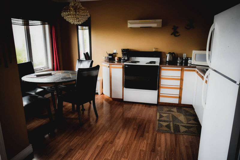 Kyle Cottage Queen Bedroom