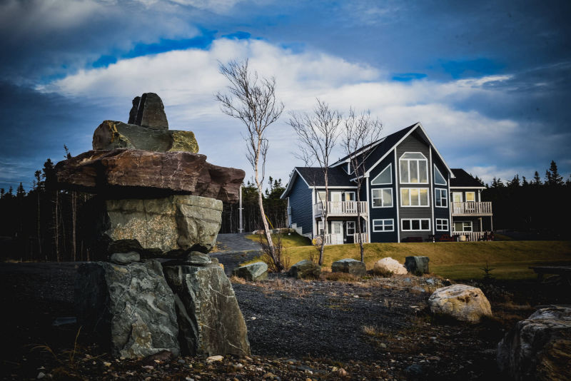 Blazing Horizon - Jenna Cottage Details