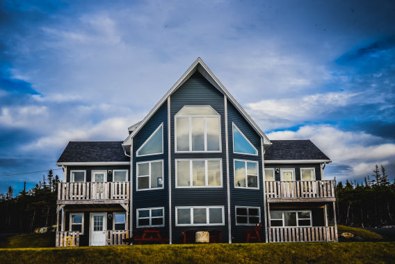 Jenna Chalet - Oceanfront Rental